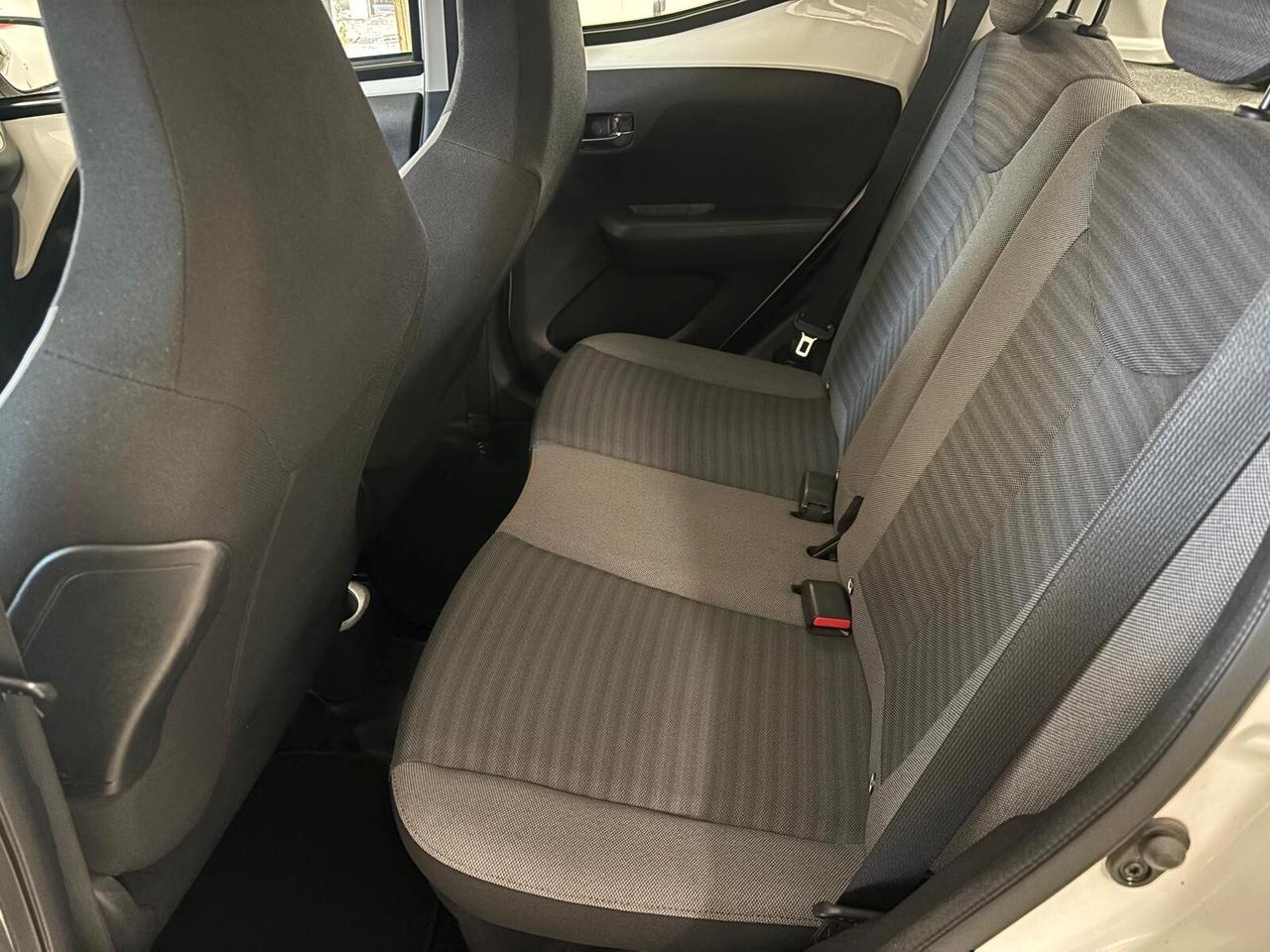 TOYOTA AYGO ANNO 2019 BZ 1.0 ADATTA NEOPATENTATI KM 48 MILA