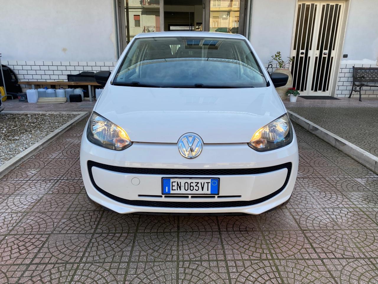 Volkswagen up! 1.0 3p. take