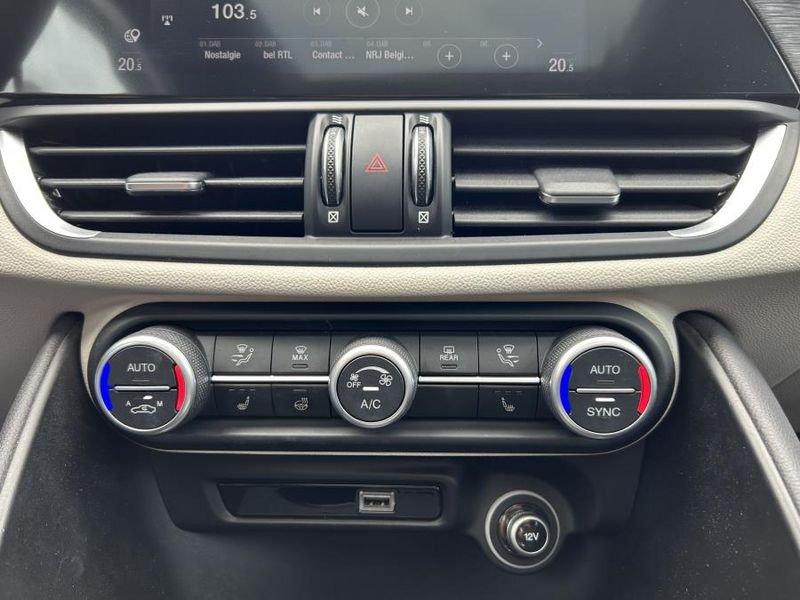 Alfa Romeo Giulia 2.2 160cv AT8 Super Business TETTO APRIBILE+PELLE