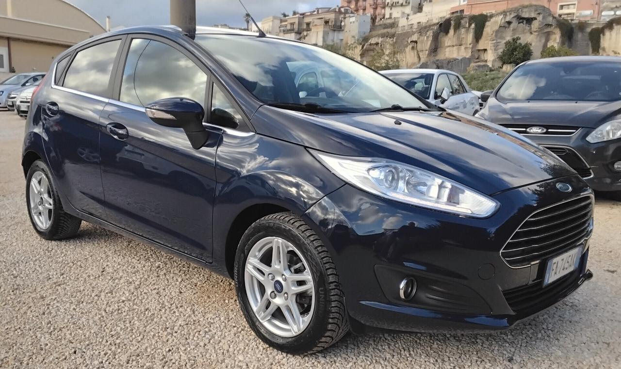Ford Fiesta 1.5 TDCi 75CV 5 porte Titanium