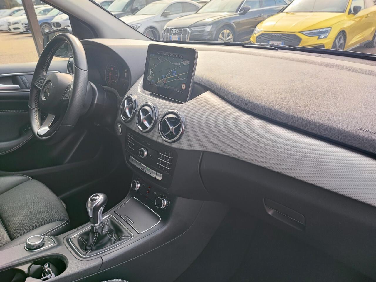 Mercedes-benz B 180 d Premium