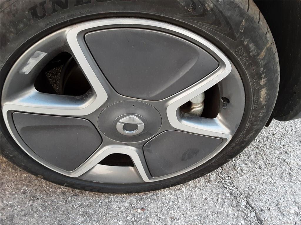 SMART #1 272CV AUTOMATIC PRO+ ( FARI LED - PELLE - AMBIENT LIGHTS - CRUISE - NAVI - MIRROR - PDC - TELECAMERA 360 - CERCHI 19 - TETTO BICOLORE )