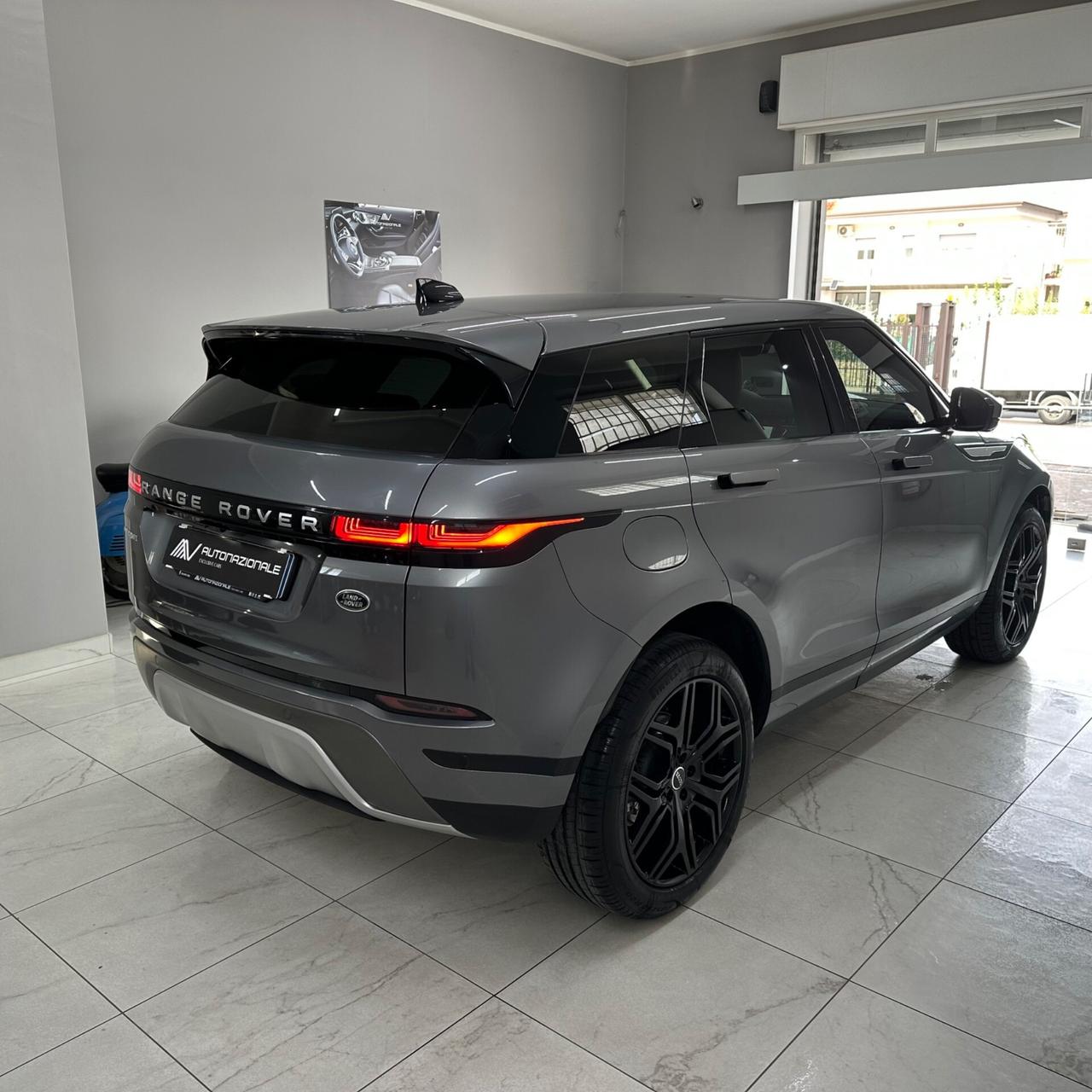 Land Rover Range Evoque 2.0D I4 mhev Nolita Edition awd 163cv auto Full