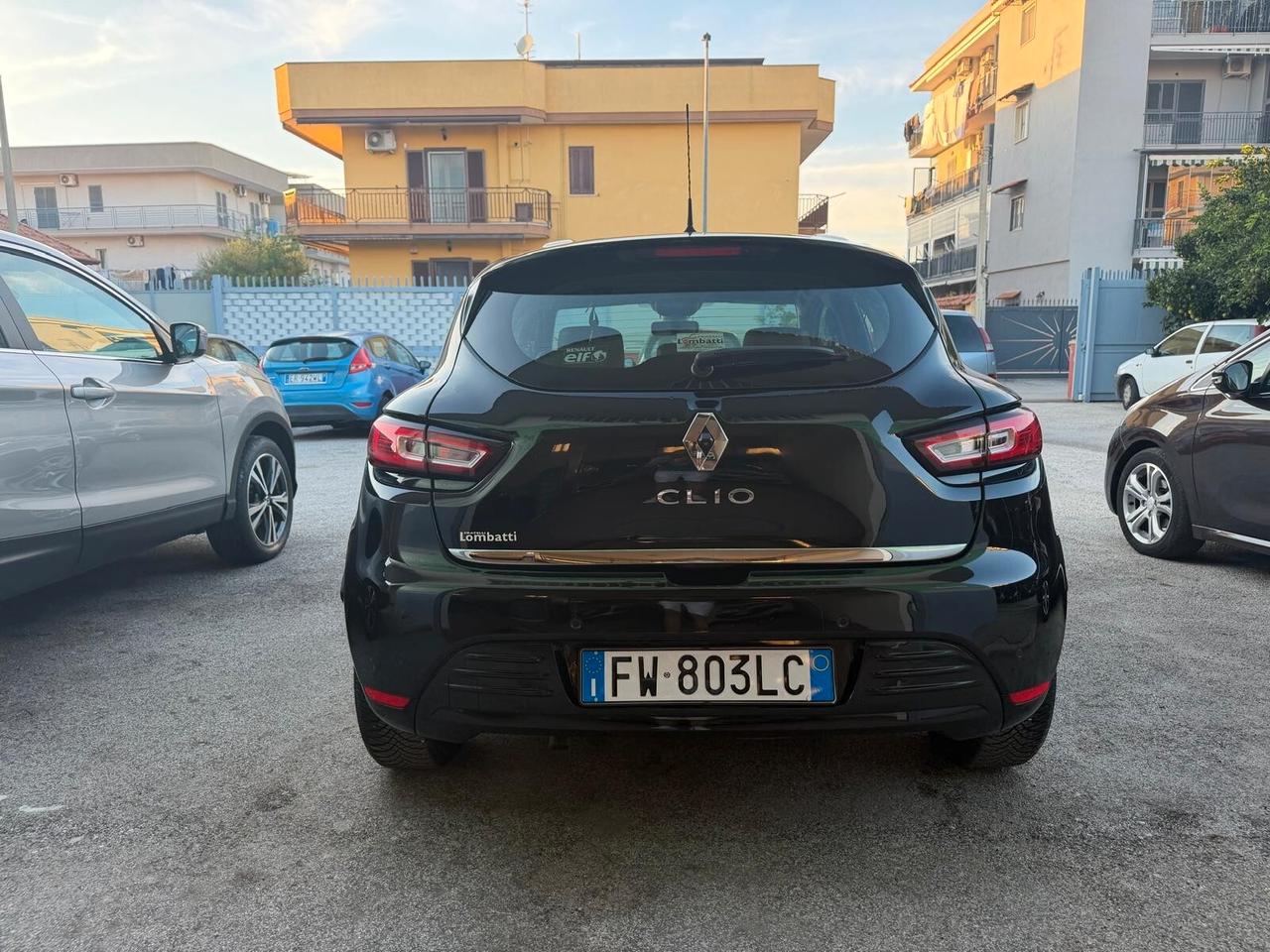 Renault Clio dCi 8V 90 CV 5 porte Moschino Zen