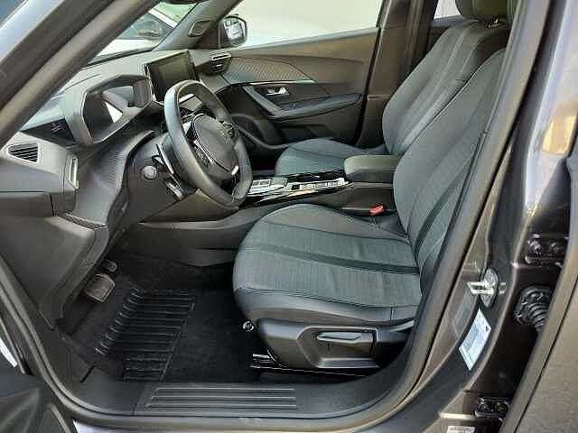 Peugeot 2008 PureTech 130 S&S EAT8 Allure Pack