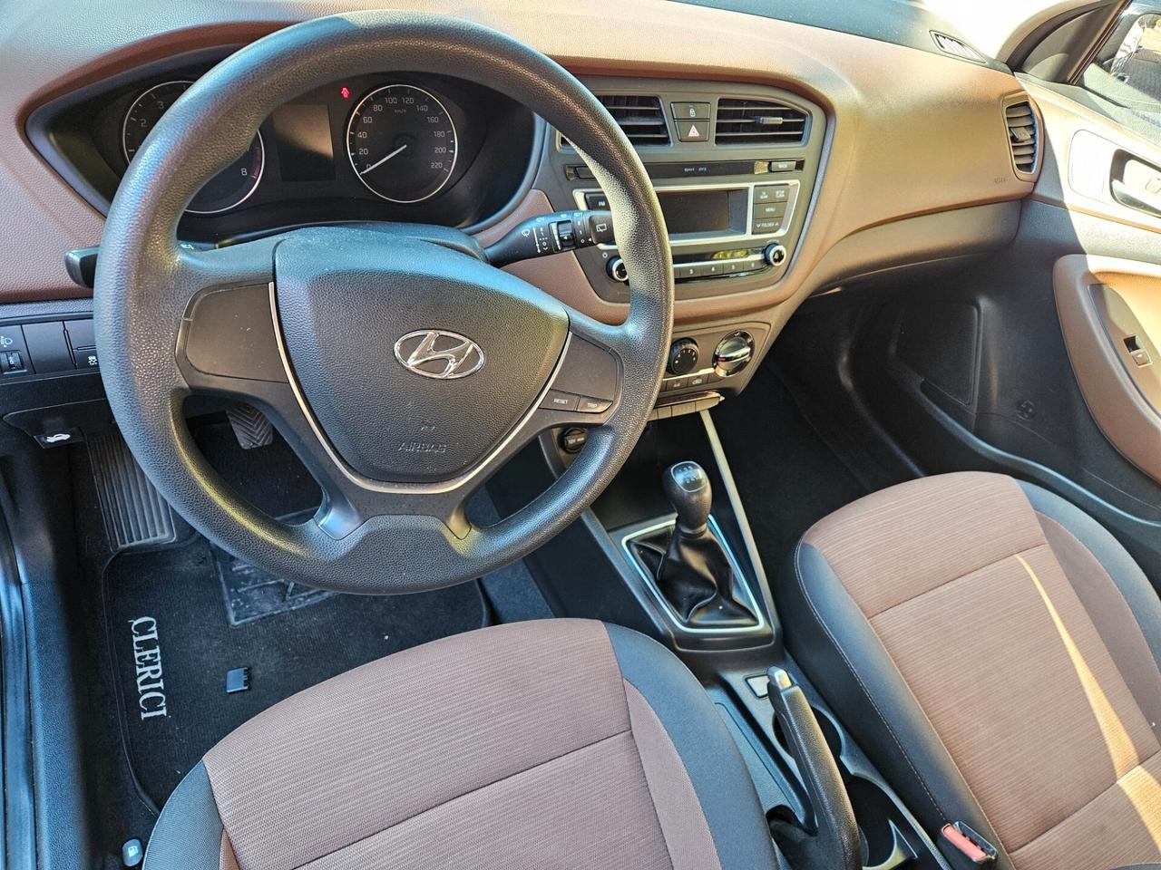 Hyundai i20 1.2 5 porte Classic - OK NEOPATENATI