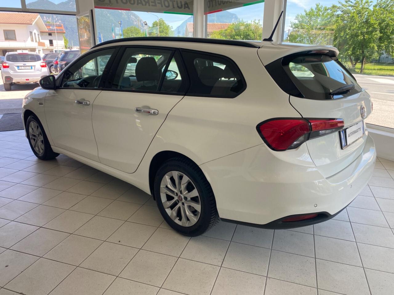 Fiat Tipo 1.6 Mjt S&S SW Lounge -2017