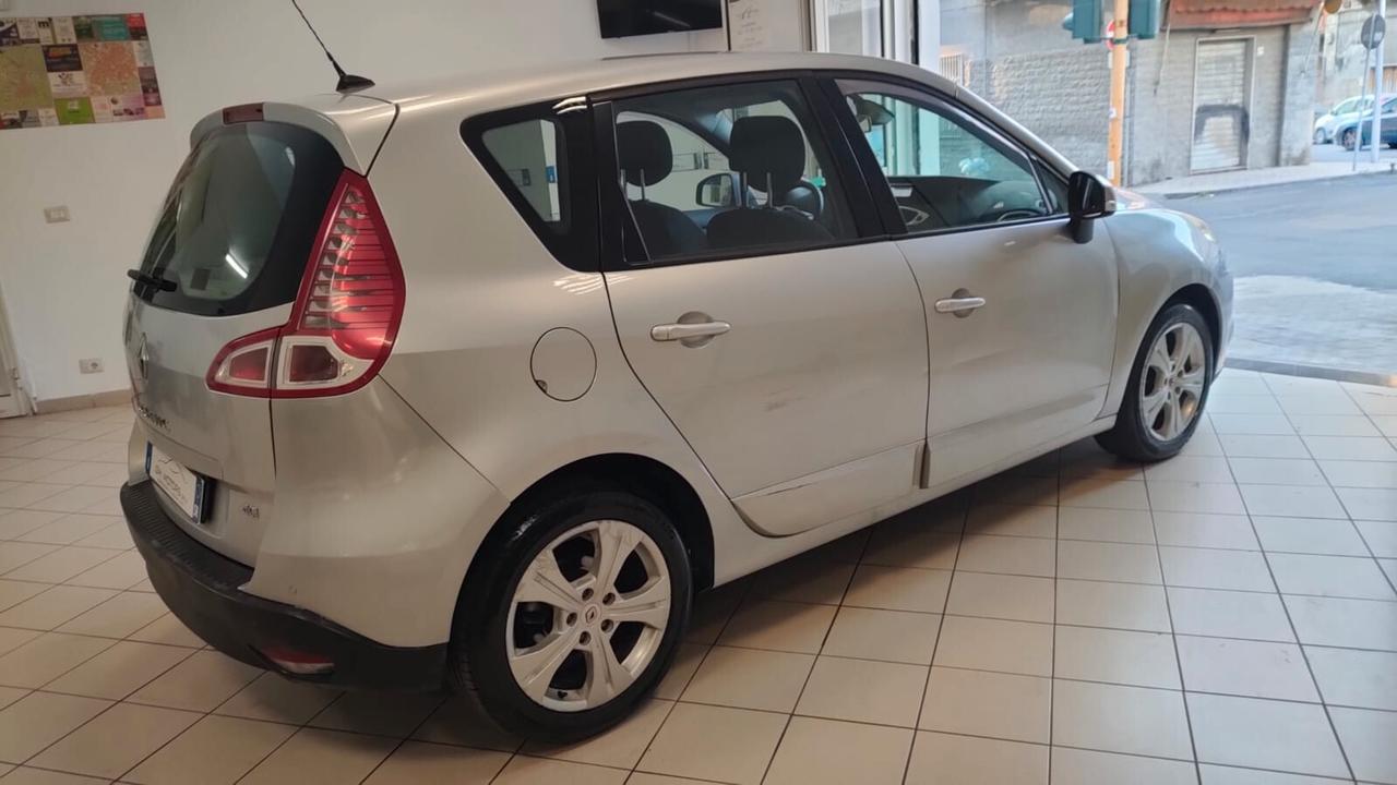 Renault Scenic Scénic X-Mod 1.5 dCi 110CV Dynamique