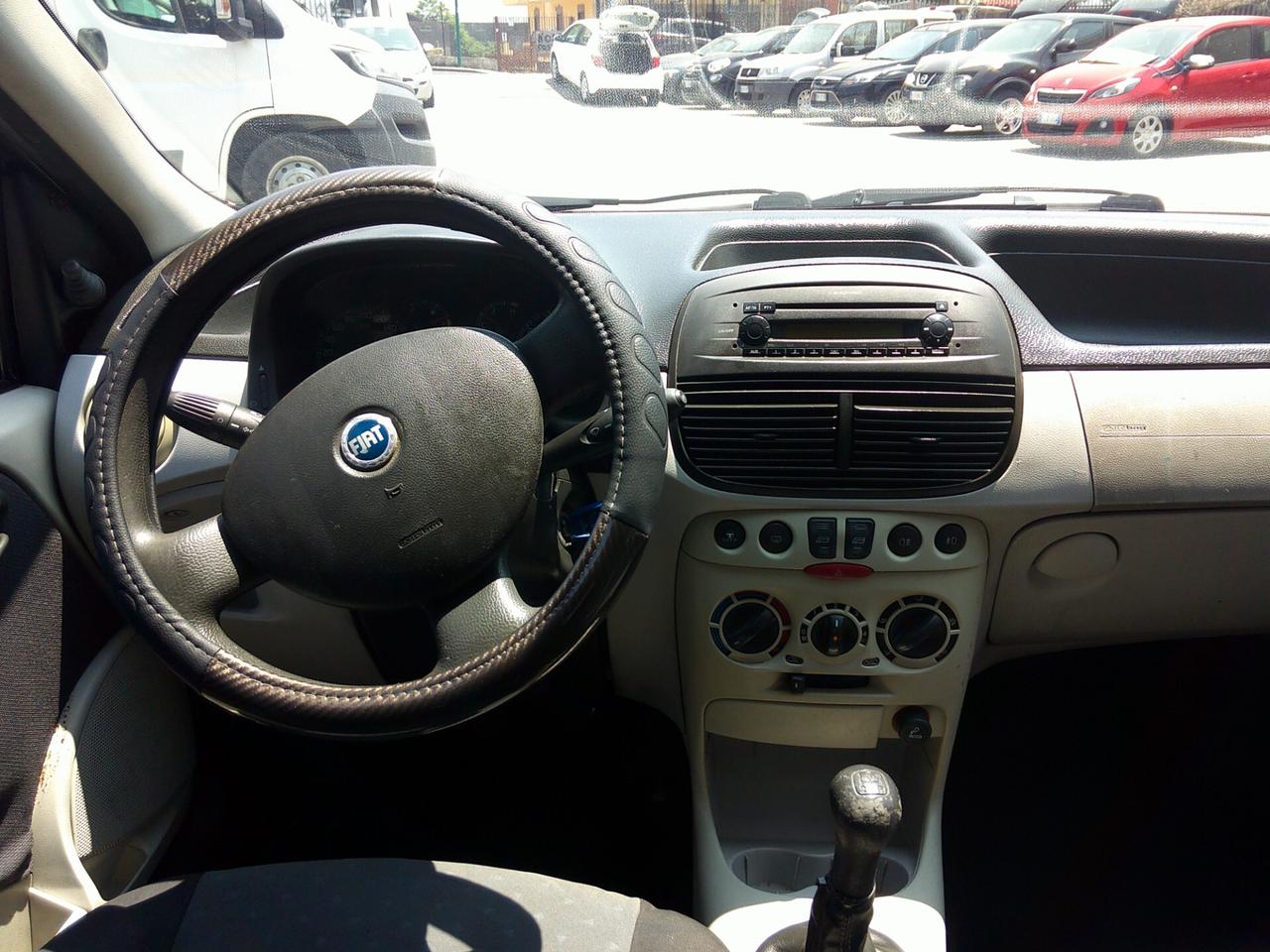 Fiat Punto 1.3 Multijet 16V 5 porte Dynamic 04