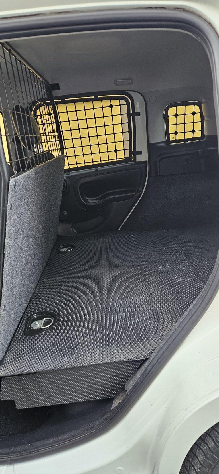 FIAT PANDA 1.2 69 CV VAN BENZINA/ GPL DELLA CASA - KM. 71.000 - PROSSIMO RINNOVO 10/2026 NO IVA ESPOSTA