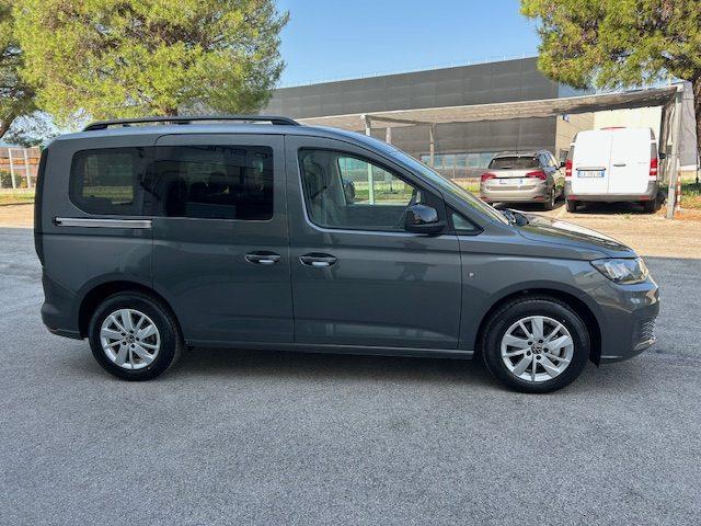 VOLKSWAGEN Caddy 2.0 TDI 102 CV Space 5 posti iva inclusa