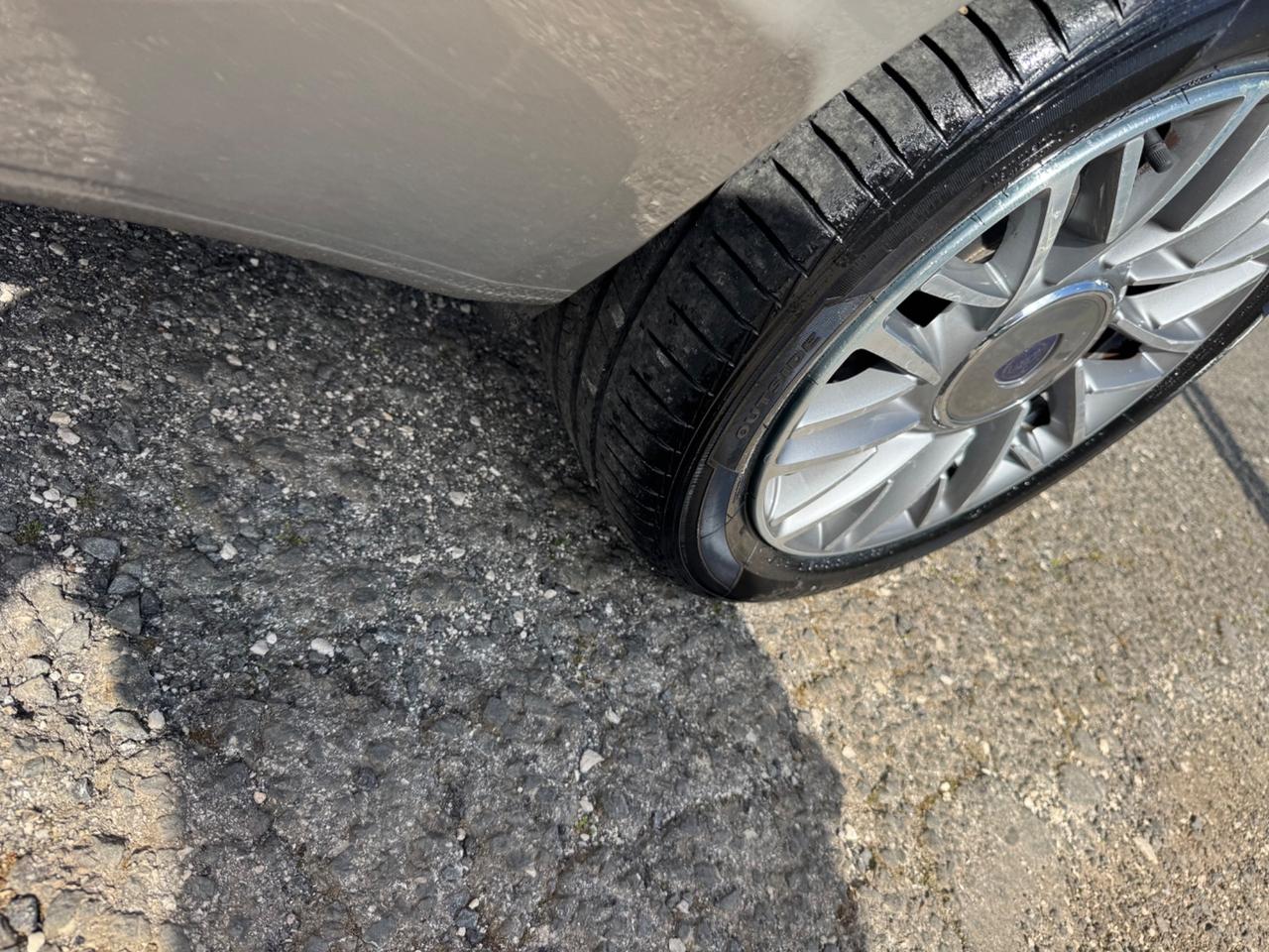 Lancia Ypsilon 1.2 69 CV 5 porte GPL Ecochic Gold