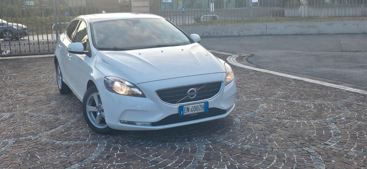 Volvo V40 D4 Summum