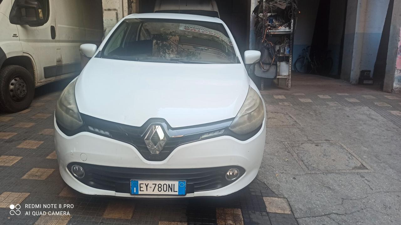 Renault Clio 1.2 75CV GPL 5 porte Costume National