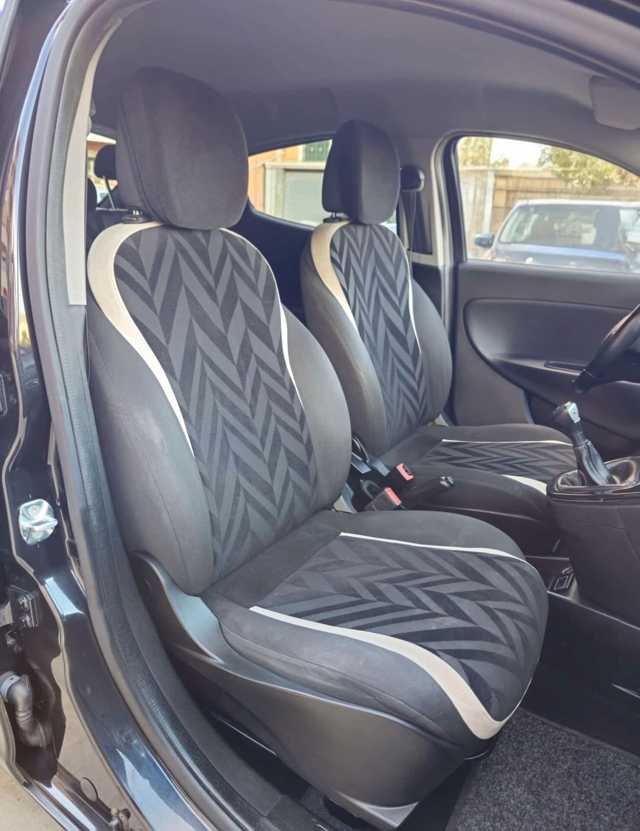 Lancia Ypsilon 1.3 MJT 16V 95 CV 5 porte S&S Platinum