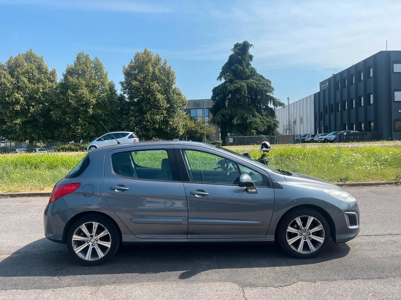 Peugeot 308 1.6 8V e-HDi 112CV 5p.