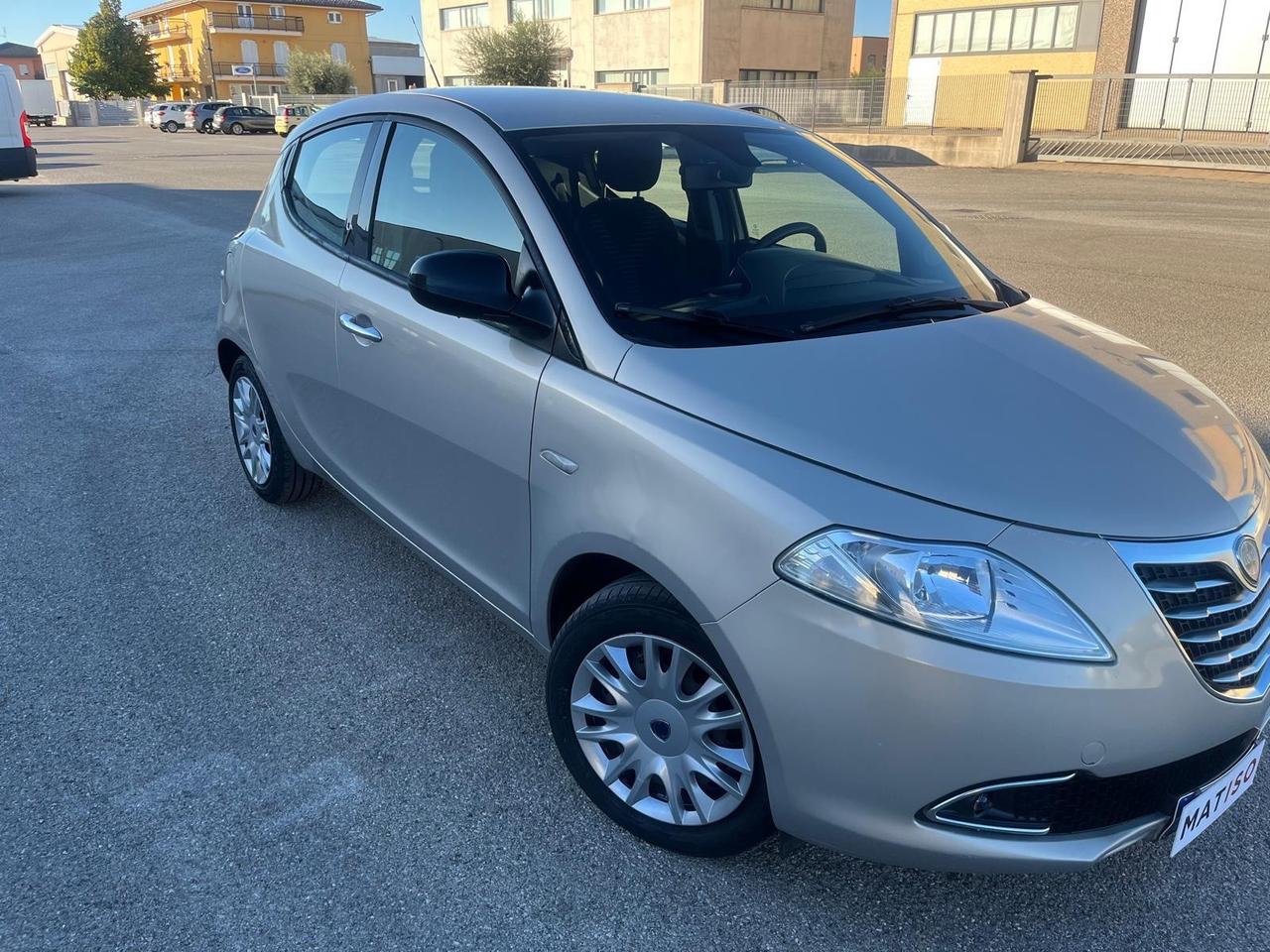 Lancia Ypsilon 1.2 S&S Platinum 127000 km