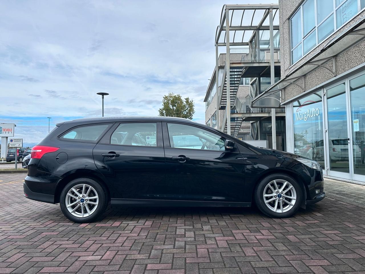 FORD FOCUS SW 1.5TDCI 120CV AUTOMATICA EURO6! NAVI! CARPLAY!