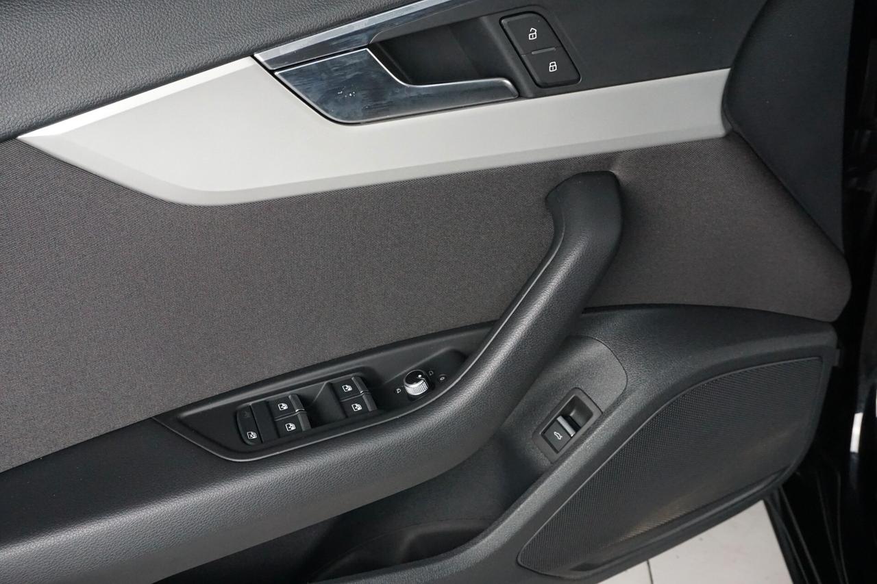 Audi A4 Avant 35 TDI/163 CV S tronic Business Advanced