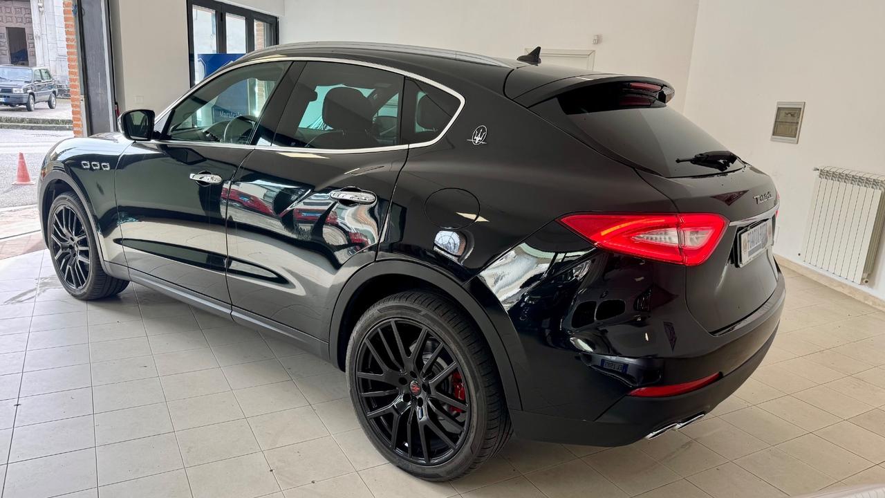 Maserati Levante V6 Diesel 275 CV AWD