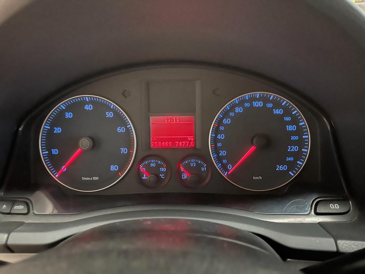 Volkswagen Golf ConfortLine 1.6 5porte-Ok Neopatentati-LEGGI SOTTO