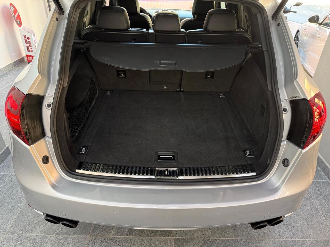 Porsche Cayenne 4.8 GTS