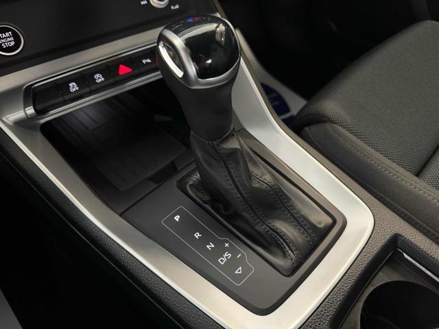 AUDI Q3 35 TDI S tronic Business Advanced