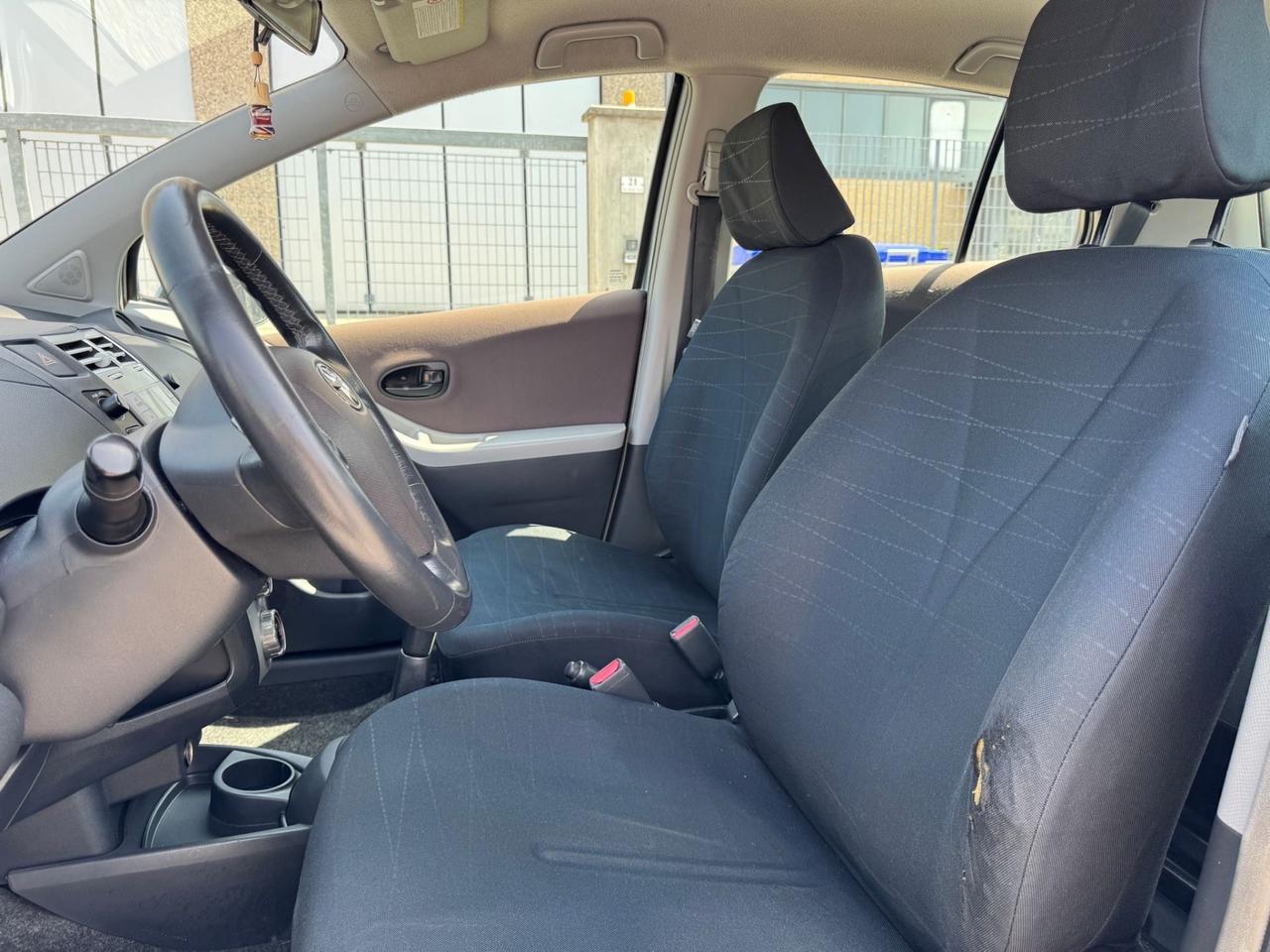 TOYOTA Yaris 1.0 5p SOL