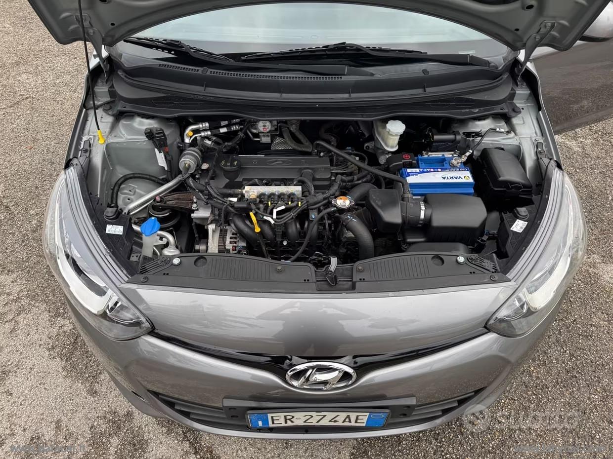 HYUNDAI i20 1.2 5p. Econext Sound Edition