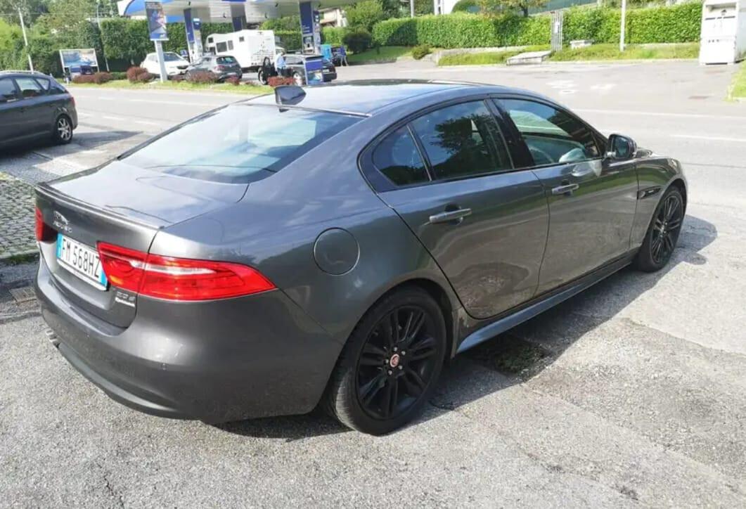 Jaguar XE 2.0 D 204 CV aut. R-Dynamic HSE