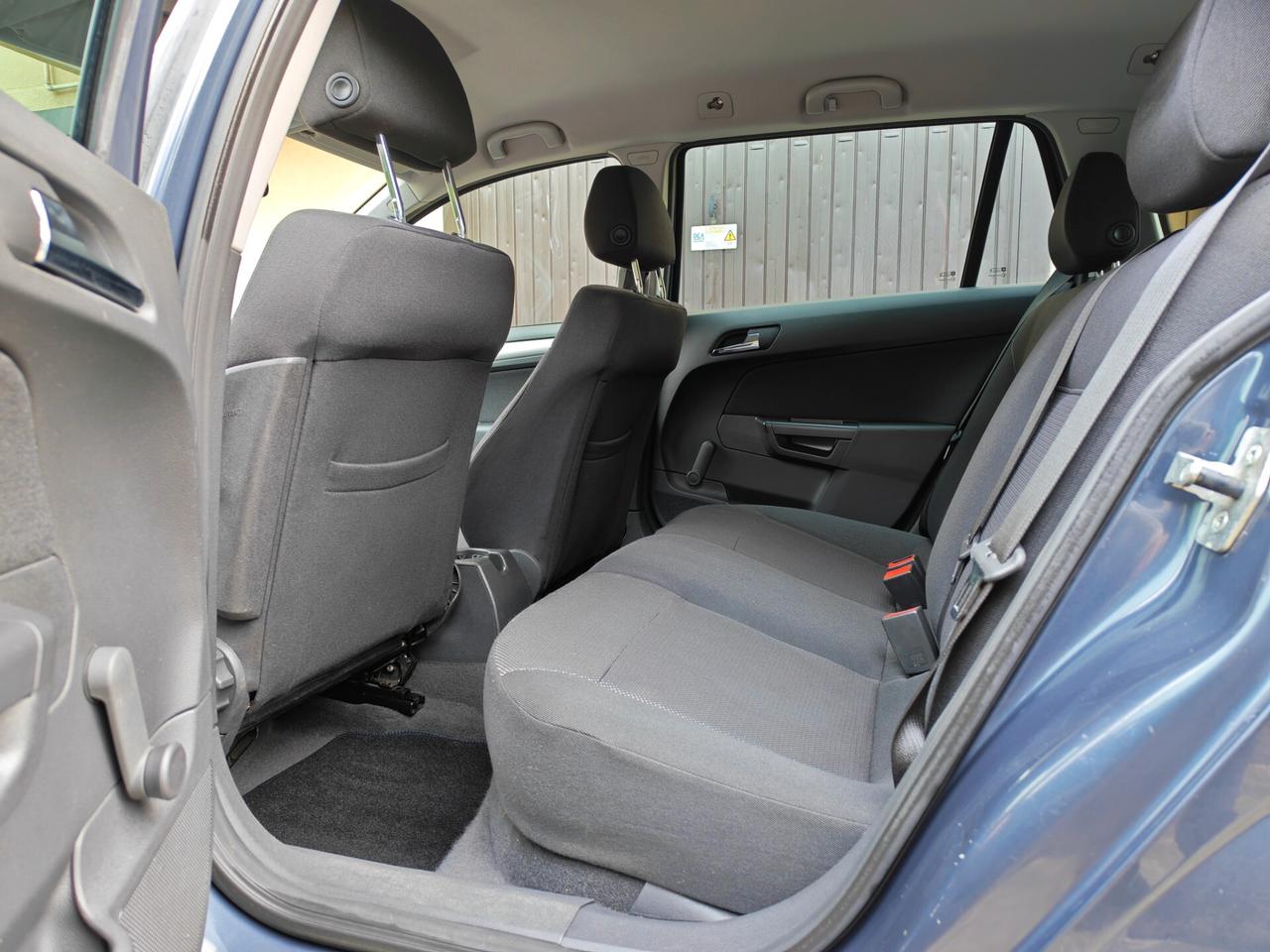 Opel Astra Wagon 1.6 BENZINA-GPL 115cv / 84.000km