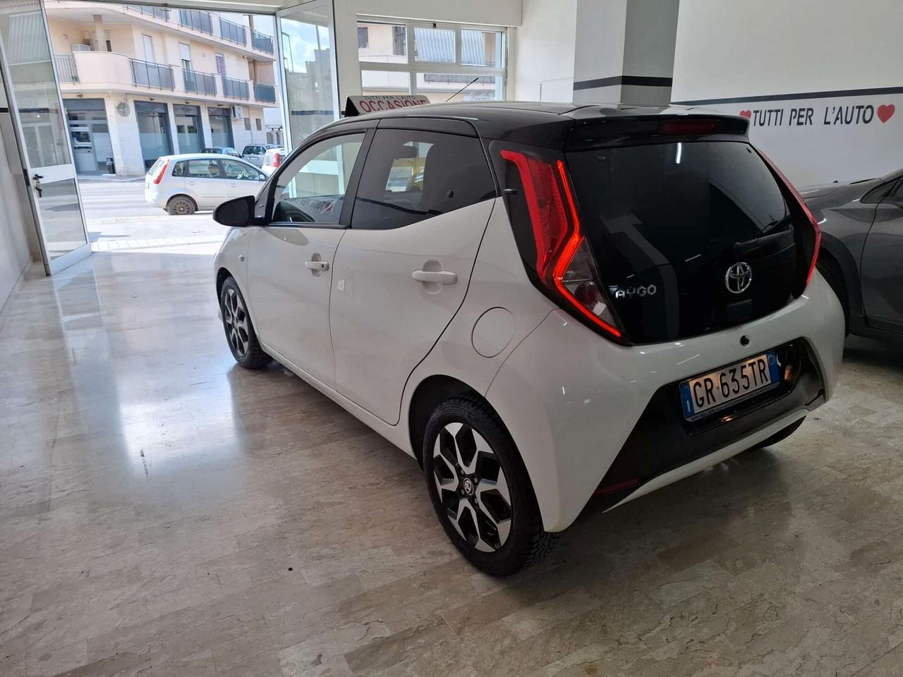 Toyota Aygo Connect 1.0 BENZINA - 2021 AUTOMATICA