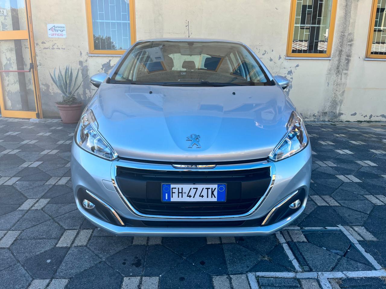 Peugeot 208 PureTech 82 5p. GPL Active