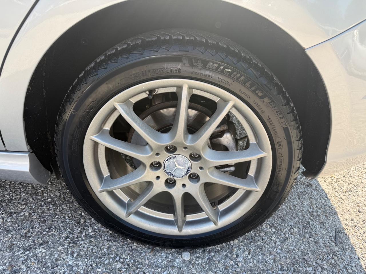 Mercedes-benz B 180 CDI Premium Ok NEOPATENTATI