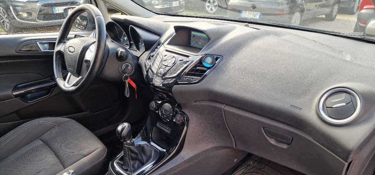 FORD Fiesta 1.4 5p. Bz.- GPL Titanium
