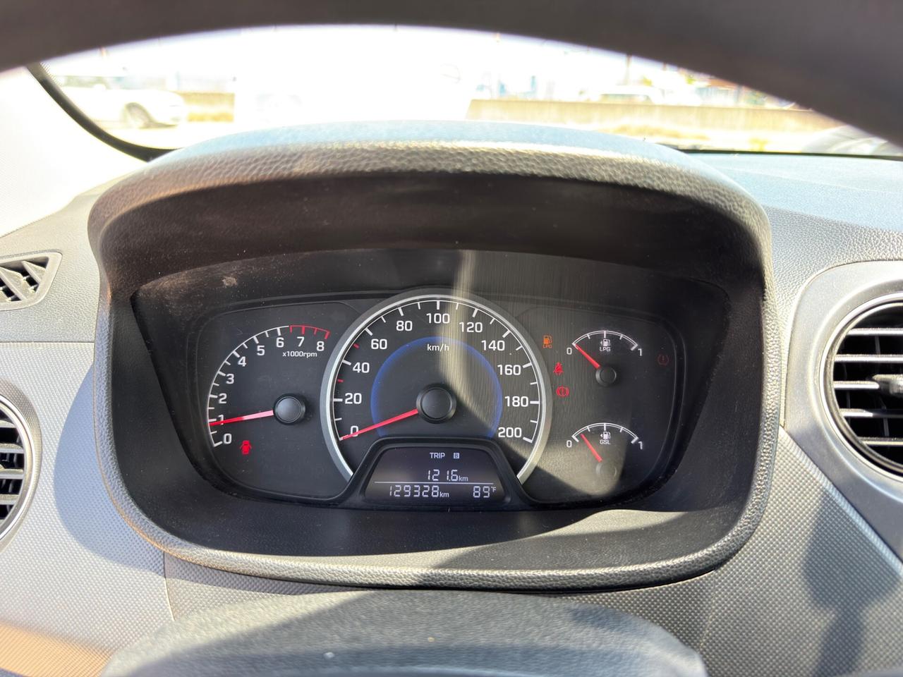 Hyundai i10 1.0 LPGI Econext Login “GPL”
