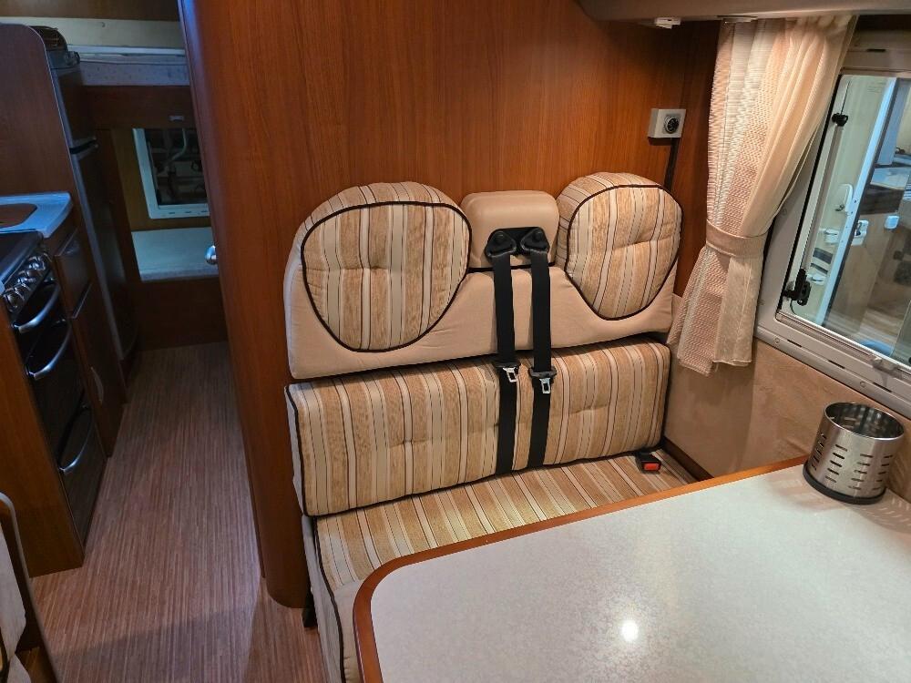 CAMPER MCLOUIS TANDY 640