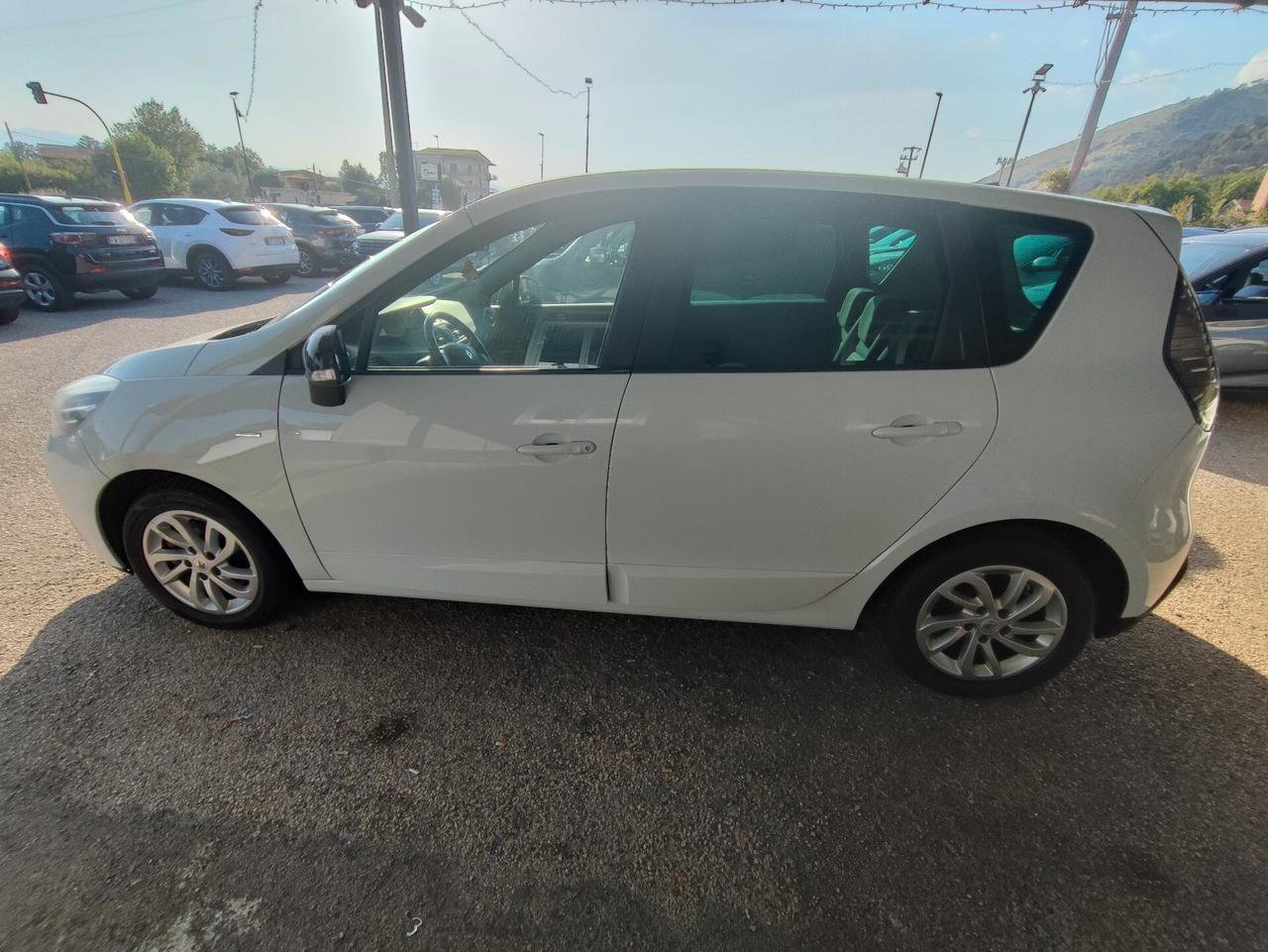 Renault Scenic Scénic XMod 1.5 dCi 95CV Limited