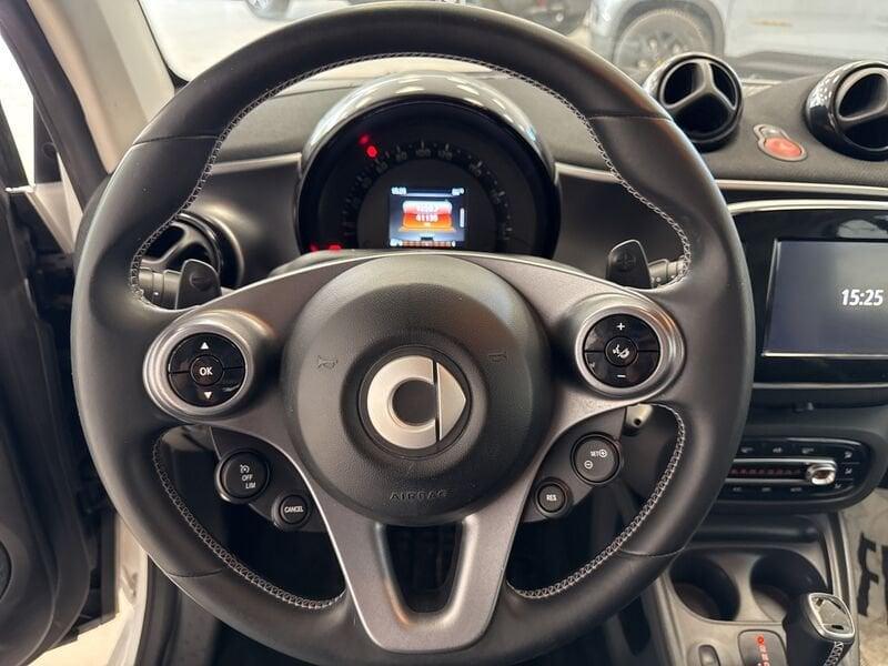 smart fortwo III 2015 0.9 t Brabus 109cv twinamic
