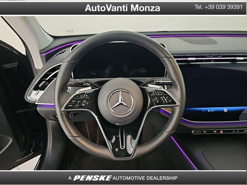 Mercedes-Benz Classe E MERCEDES E 220D 4 MATIC