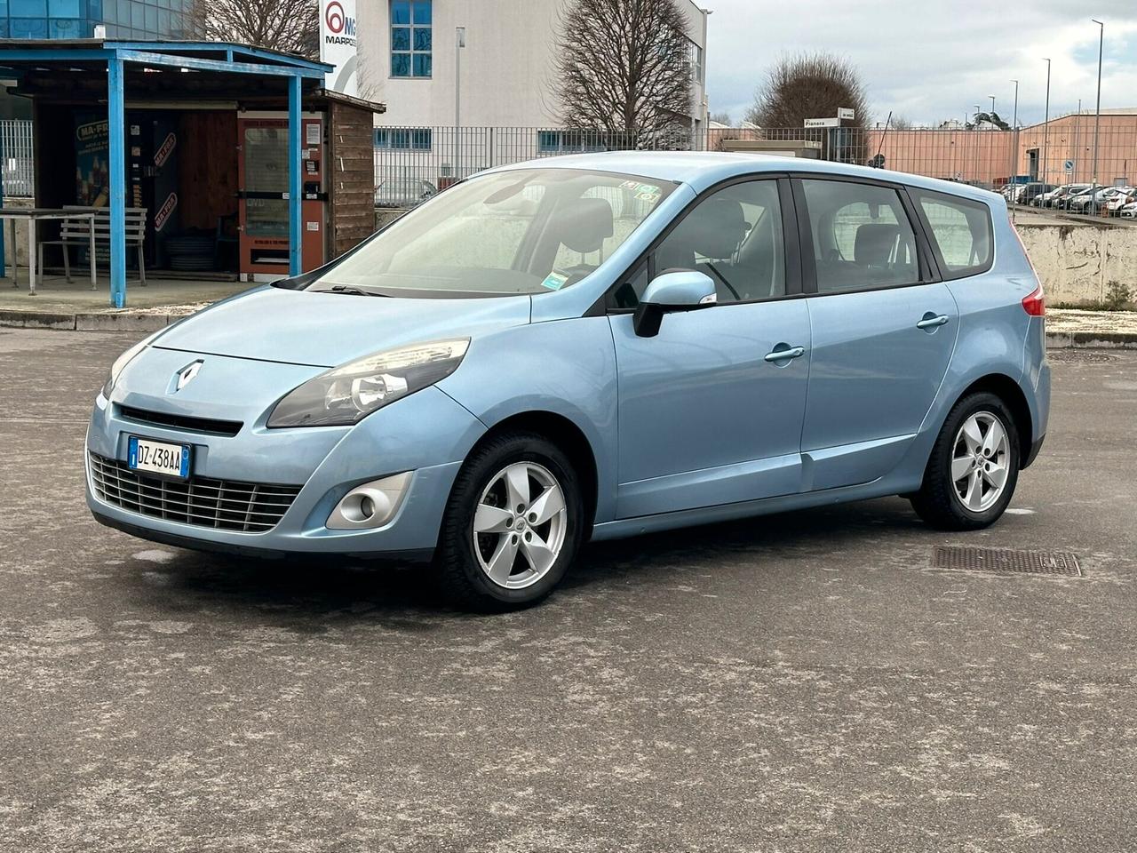 Renault Scenic Scénic 1.9 dCi 130CV Dynamique
