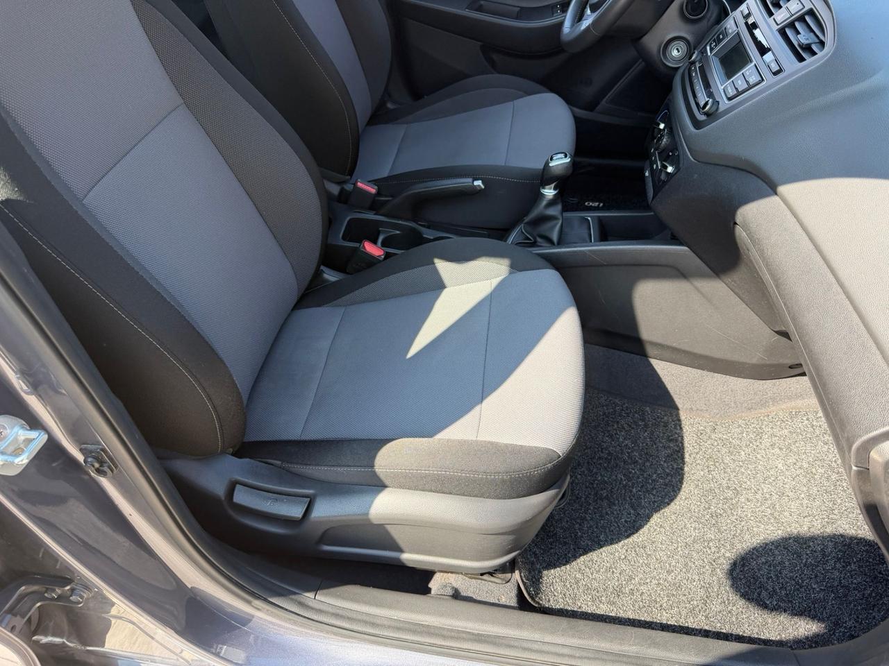 Hyundai i20 1.2 84 CV 5 porte Comfort neopatentati