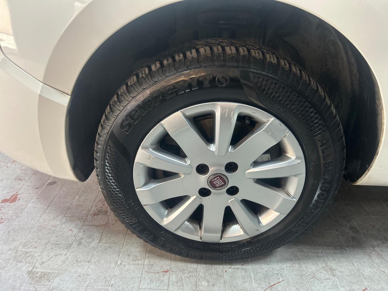 Fiat Qubo 1.3 MJT 95 CV Trekking