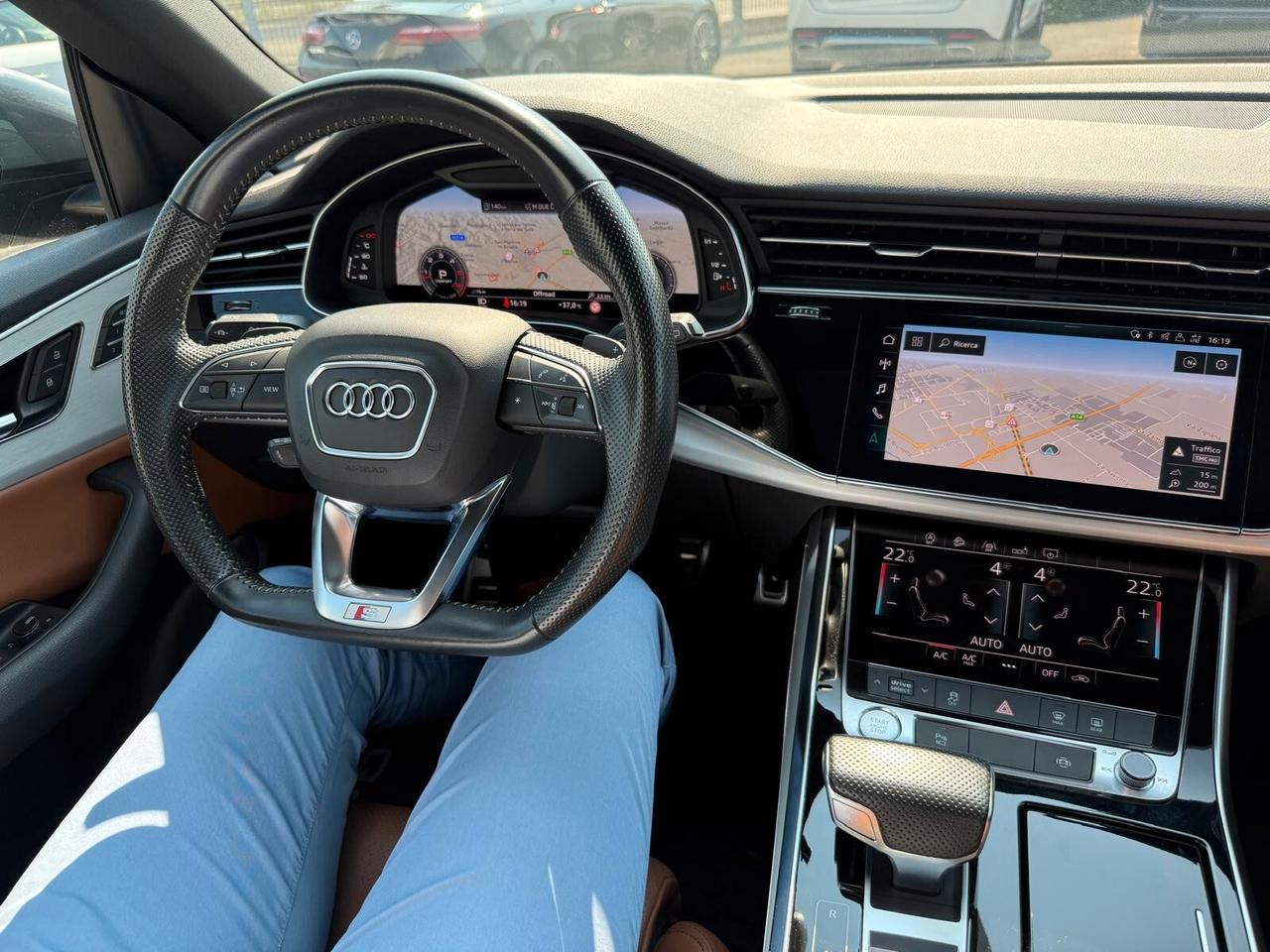 Audi Q8 50 TDI 286 CV quattro tiptronic Sport