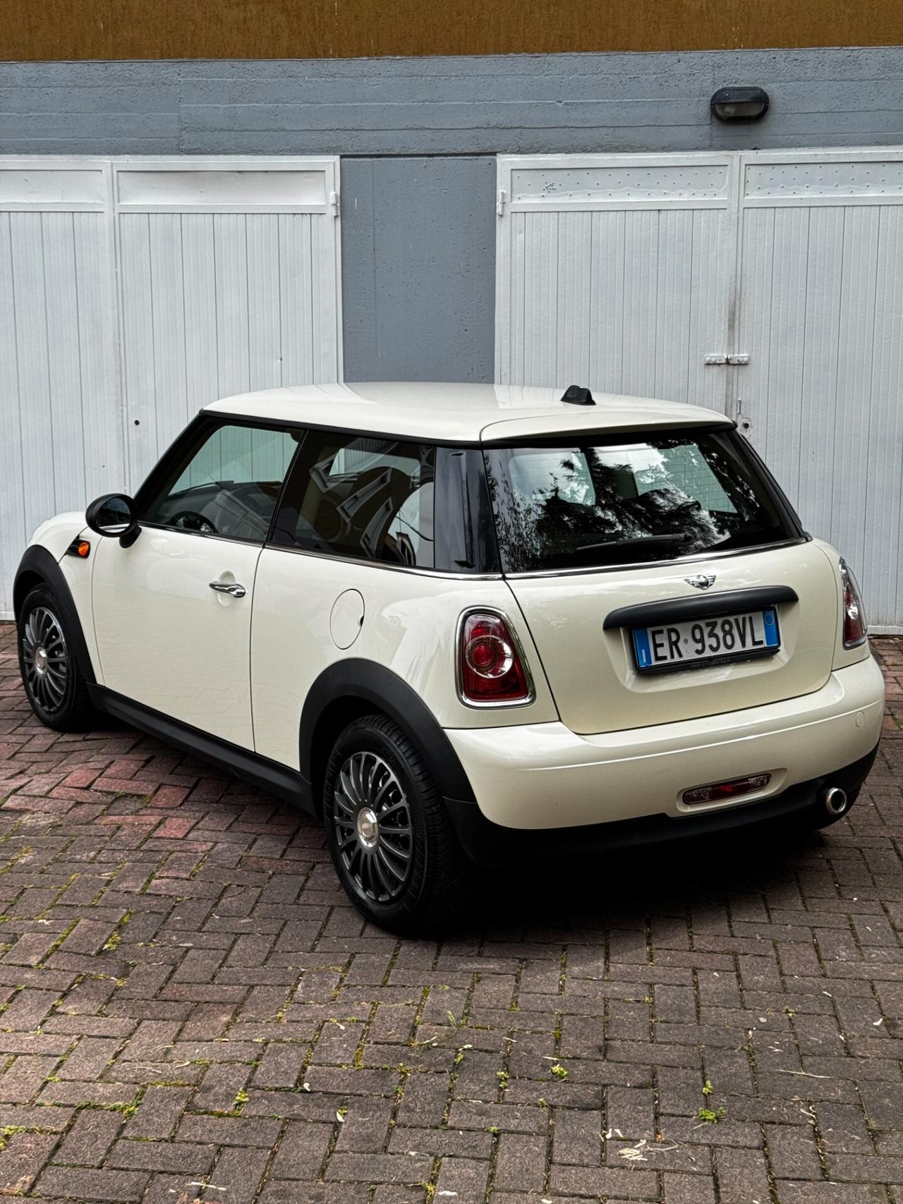 Mini 1.6 16V One D - NAVIGATORE