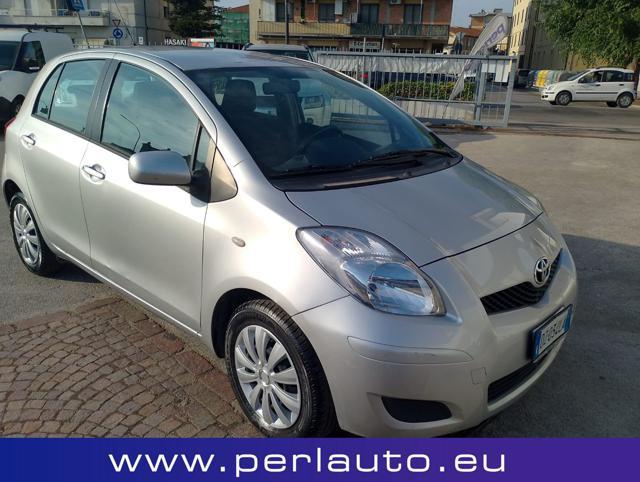 TOYOTA Yaris 1.0 5 porte Sol
