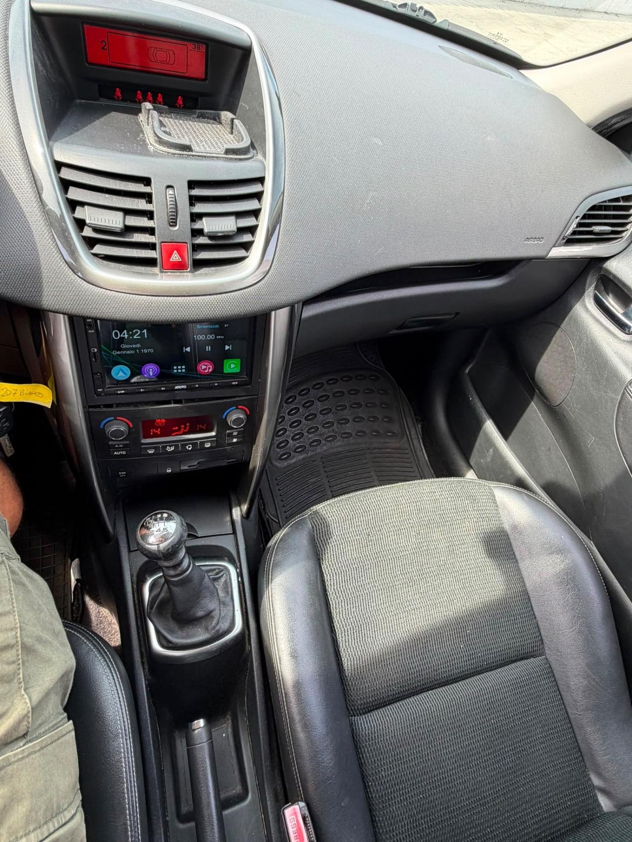 Peugeot 207 1.6 8V HDi 112CV SW Ciel Allure