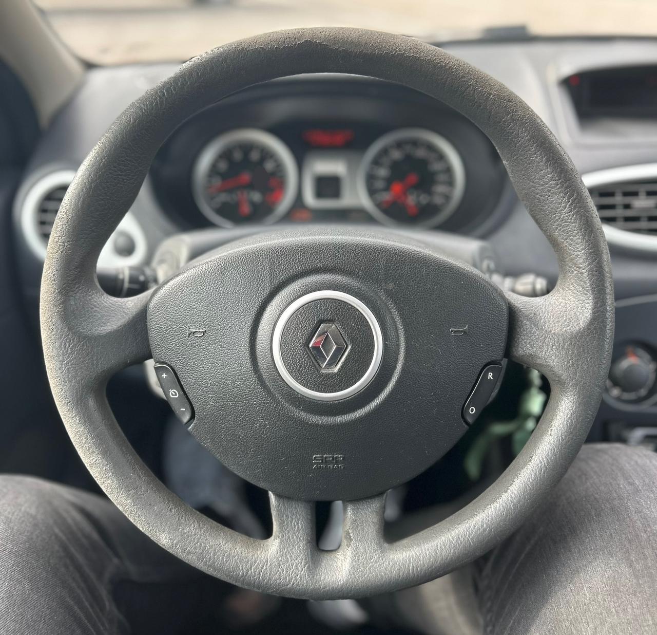 Renault Clio 1.2 Edizione Live! Neopatentati