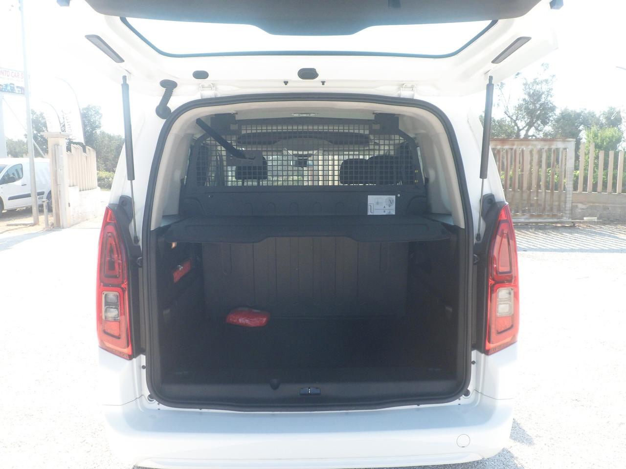 Opel Combo 5 posti autocarro