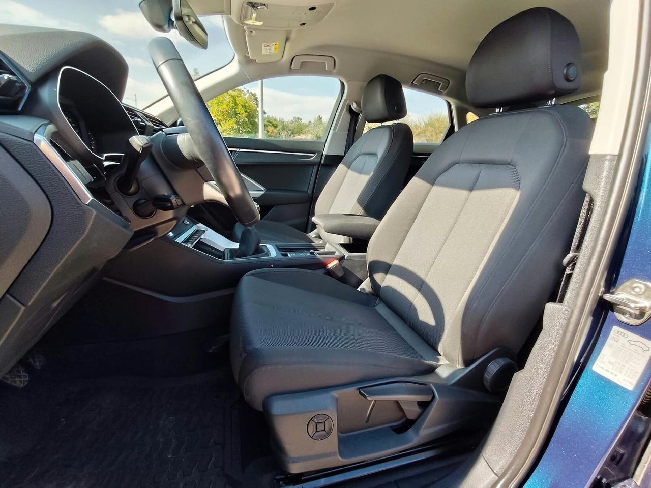 Audi Q3 35 TDI quattro Business Advanced